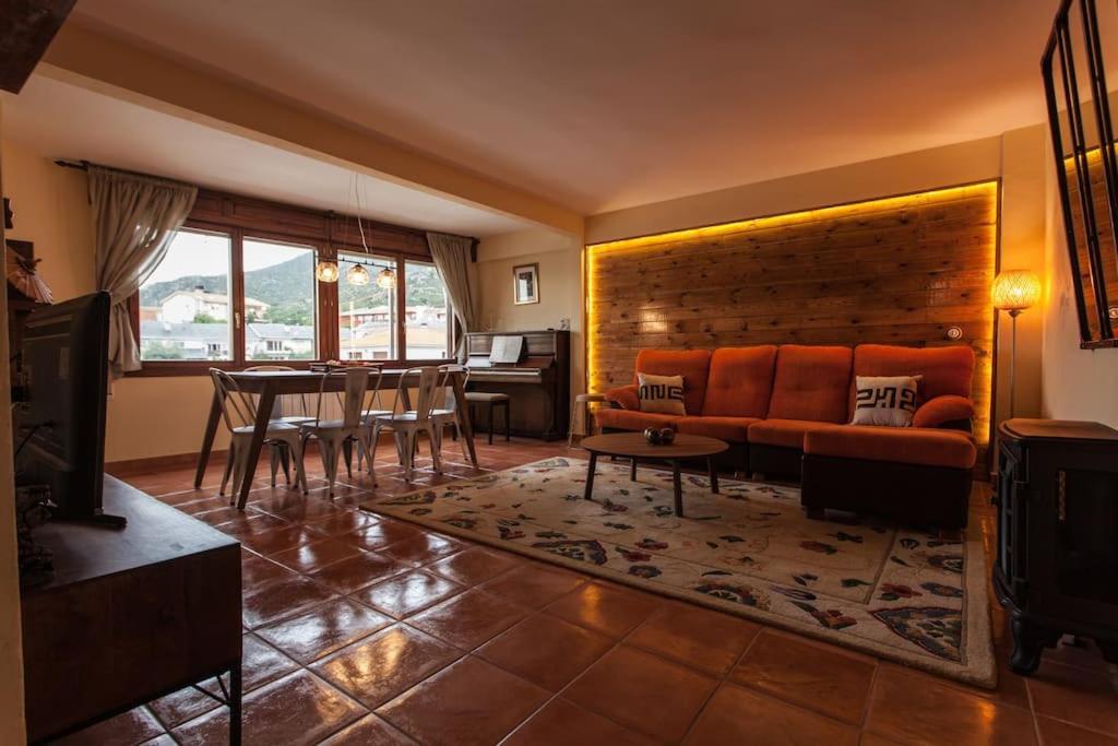 La Casa De La Luz Con Piscina Julio Y Agosto Appartement